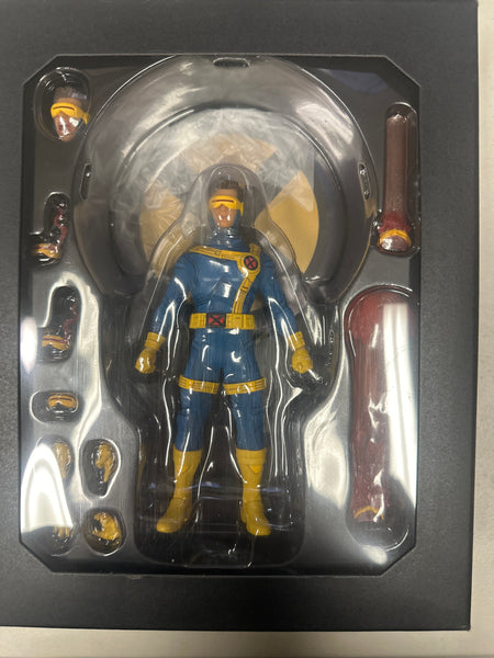 開封品　mezco one12 デスストローク 開封品 mezco one12 デスストローク 開封品 mezco one12 デス