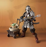 Bandai Movie Realization Star Wars RONIN MANDALORIAN & GROGU (BESKAR ARMOR) Action Figure