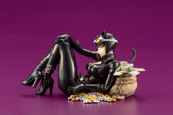 Kotobukiya DC Comics Catwoman Returns Bishoujo Statue – Toyz in