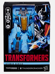 Transformers Studio Series War for Cybertron Voyager Thundercracker Action Figure