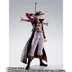 S.H. Figuarts One Piece Dracule Mihawk "Hawk Eye" Action Figure