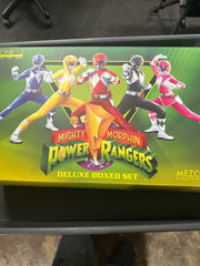 **Open Box**Mezco One 12 Mighty Morphin' Power Rangers Deluxe Boxed Set Action Figure