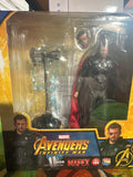 **Open Box**MAFEX Avengers Infinity War Thor Action Figure