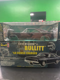 Revell Metal Body 1/25 Steve McQueen as Bullitt '68 Dodge Charger Model Kit