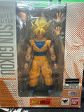 S.H. Figuarts Super Saiyan Son Goku "Dragon Ball Z" Action Figure