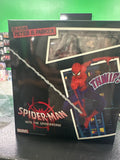 **Open Box**Sentinel SV-Action Spider-Man: Into the Spider-Verse Spider-Man Peter B. Parker DX Action Figure