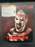 **Open Box**Mezco One 12 Terrifier: Art the Clown Deluxe Edition Action Figure