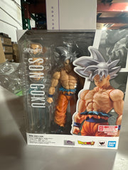 **Open Box**S.H. Figuarts SON GOKU ULTRA INSTINCT "DRAGON BALL SUPER" (Reissue) Action Figure