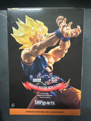 **No Shipper**S.H. Figuarts Super Saiyan Son Goku Exclusive Tamashii Nations World Tour Action Figure